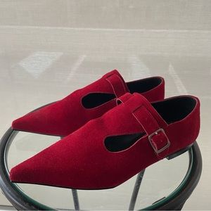 Vintage John Fluevog red suede pointy flats NIB.  Size 6US, 4UK (36)